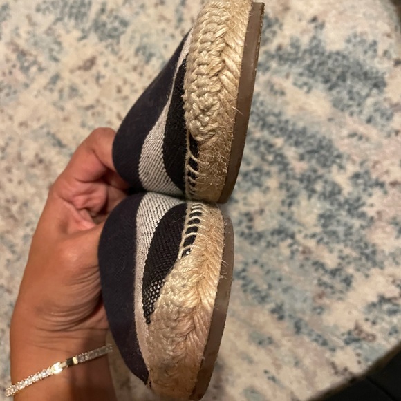 Burberry Checkered Canvas Hodgeson Espadrilles - Picture 6 of 6